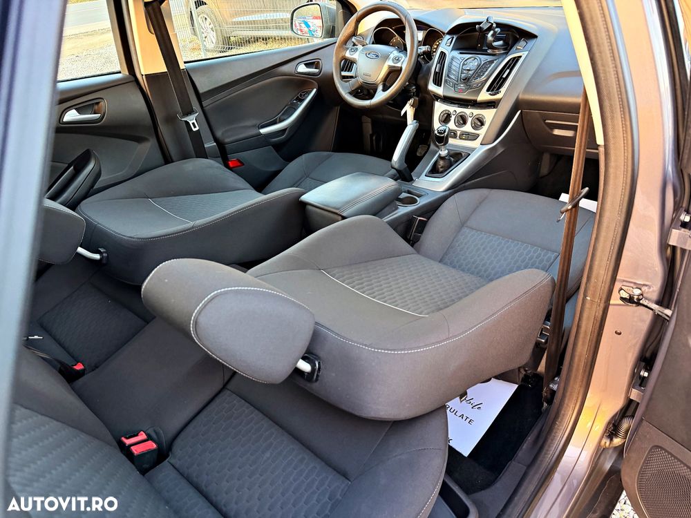 Ford Focus 1.0 EcoBoost Titanium - 18