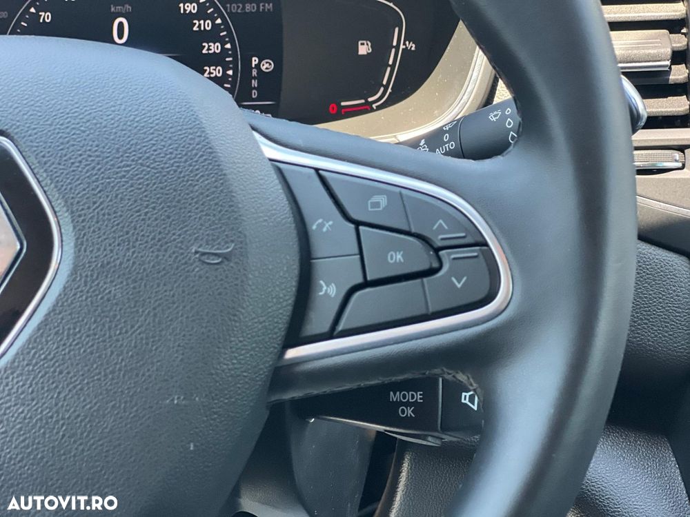 Renault Megane TCe 140 EDC GPF Techno - 17