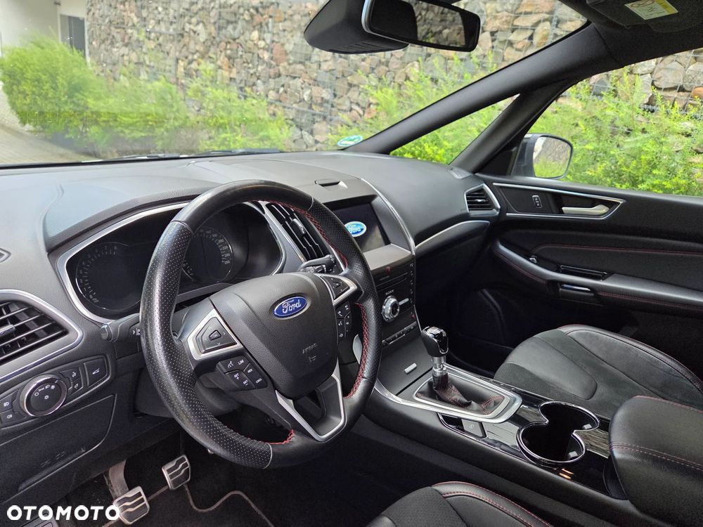 Ford S-Max - 7