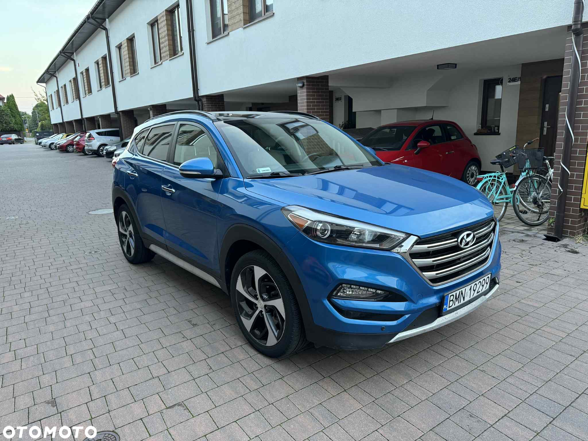 Hyundai Tucson - 2
