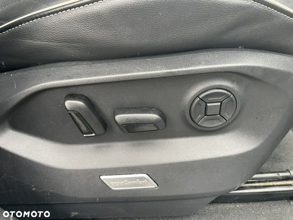 Volkswagen Touareg 4.0 V8 TDI SCR 4Mot Elegance - 13