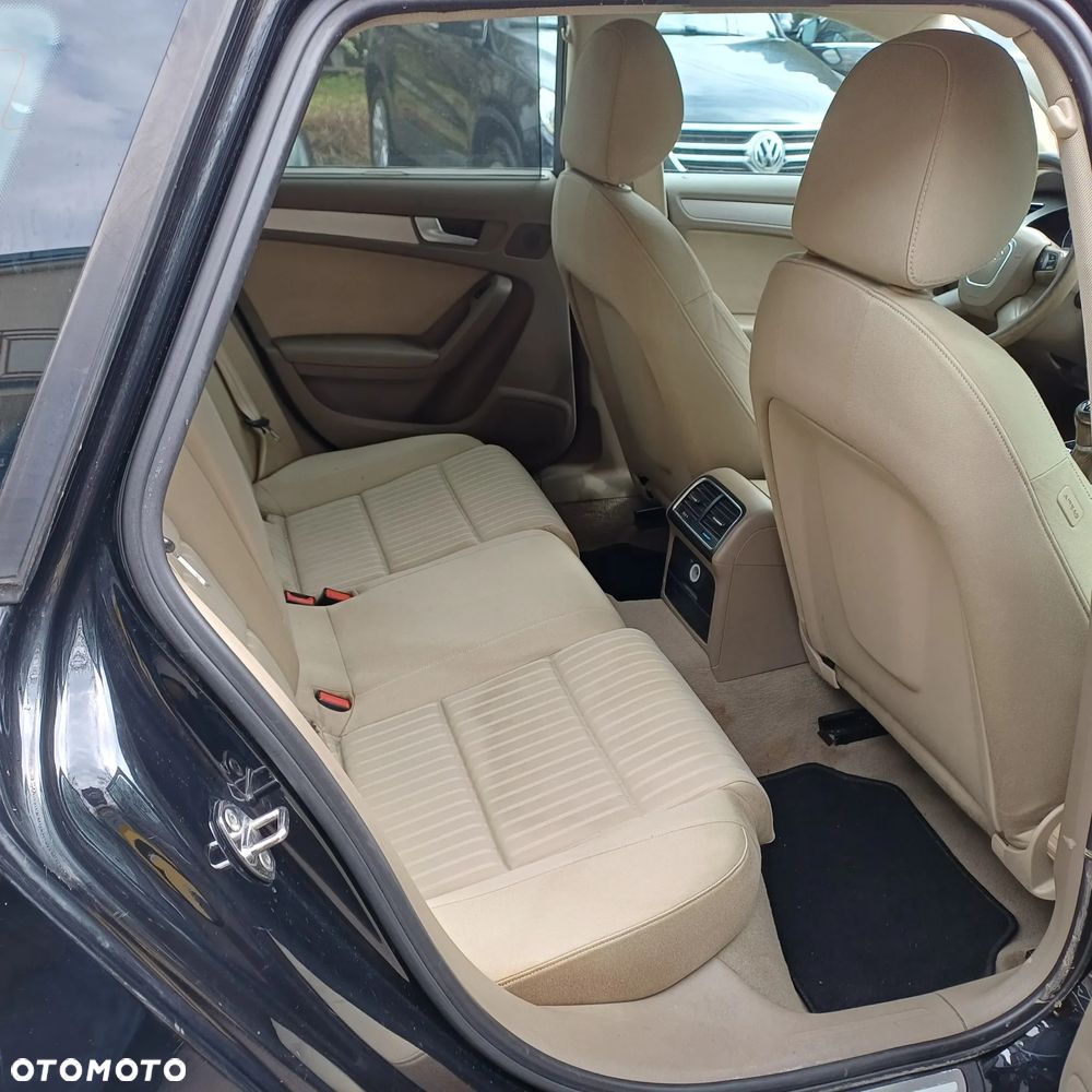 Audi A4 Avant 2.0 TDI DPF Attraction - 11