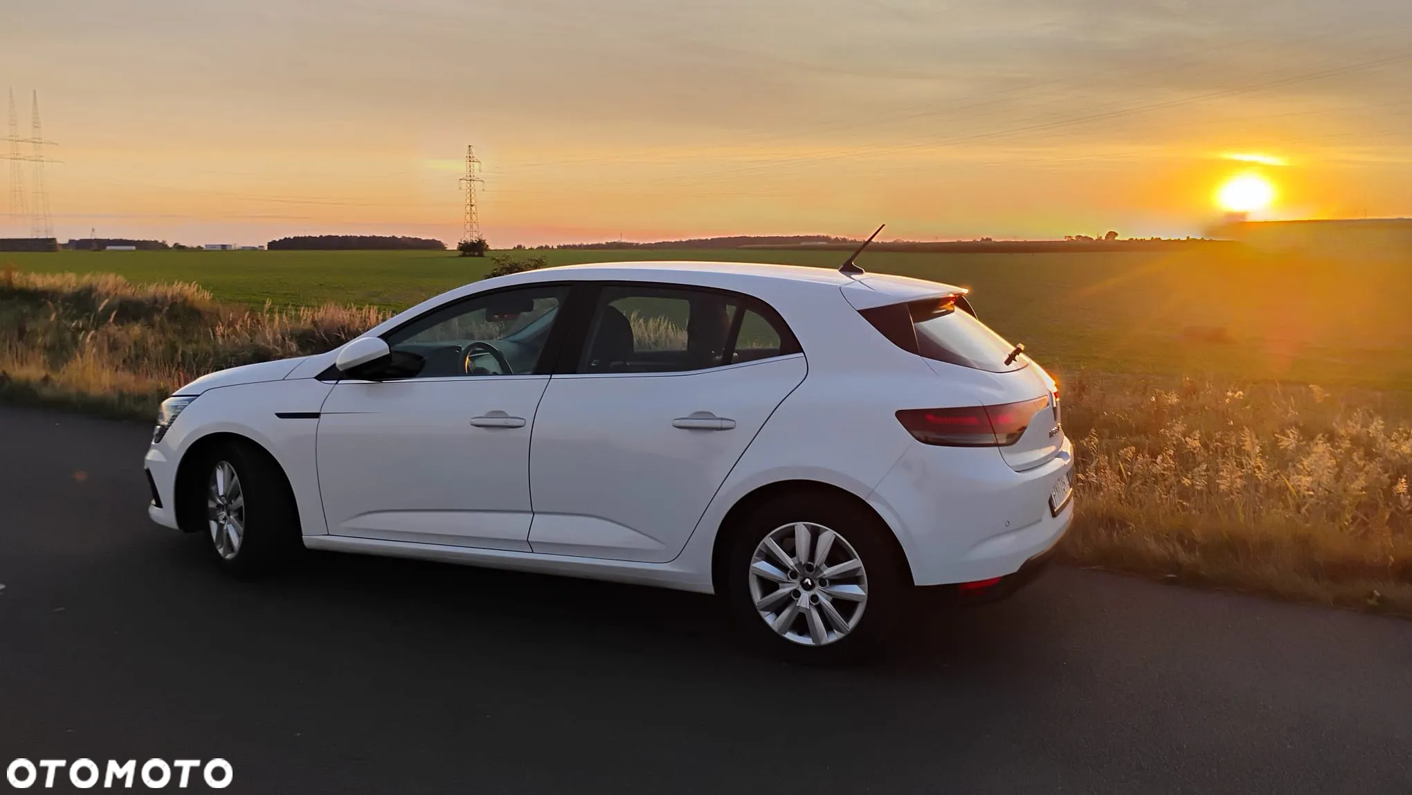 Renault Megane 1.5 Blue dCi Intens - 12
