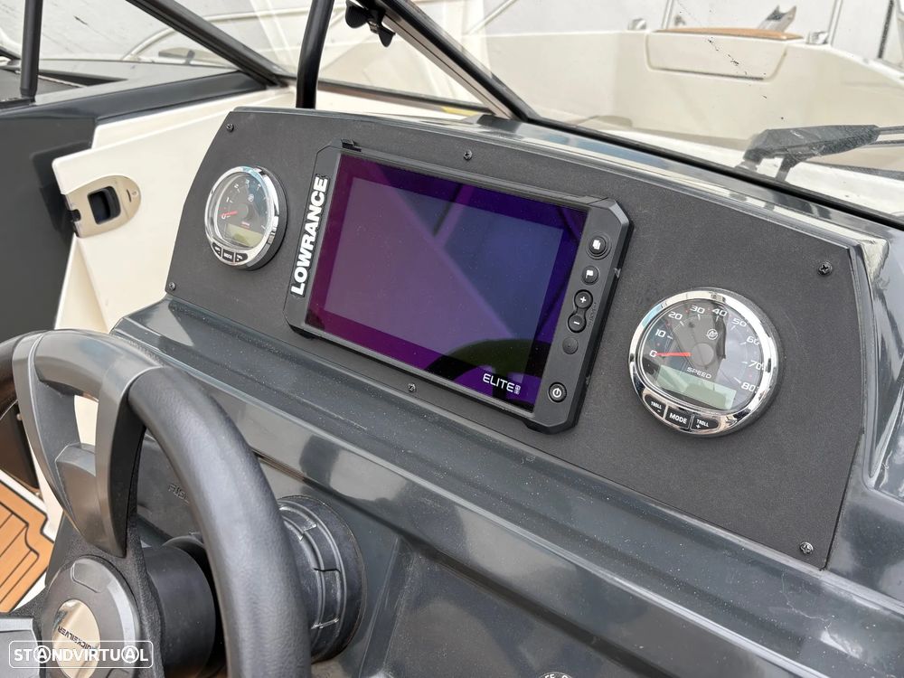 Quicksilver Activ 605 Bowrider - 15