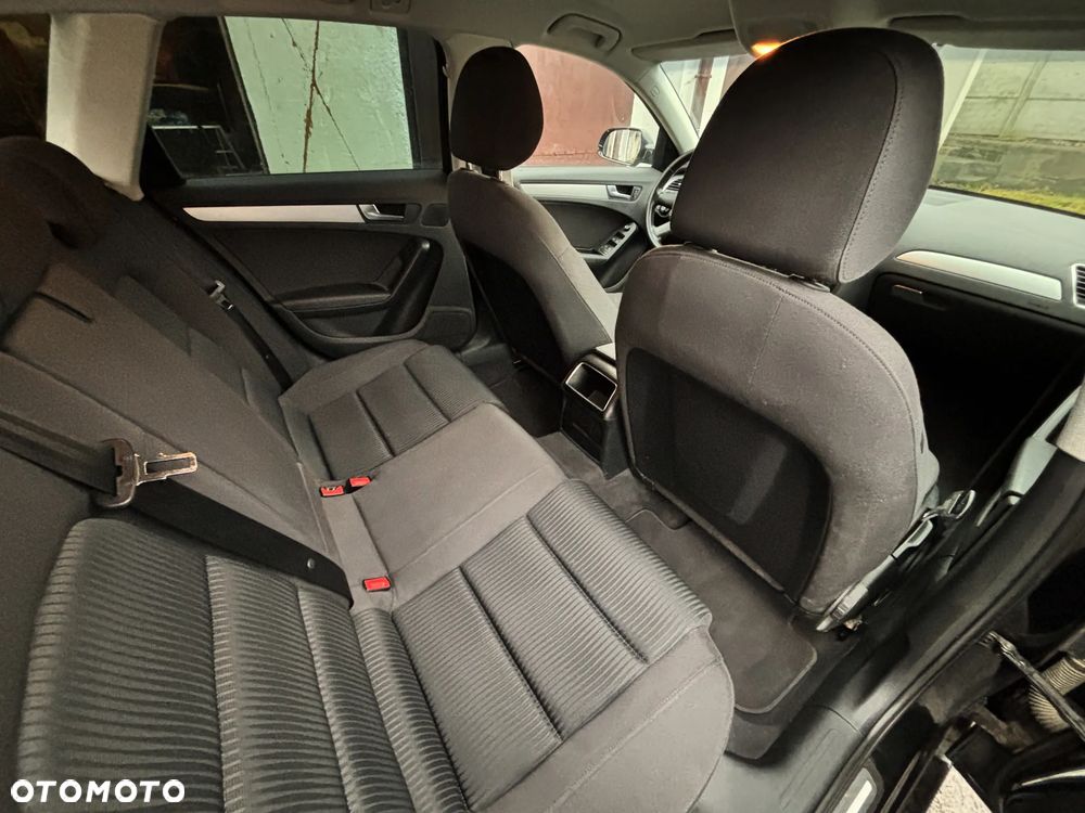 Audi A4 Avant 2.0 TDI Multitronic - 6