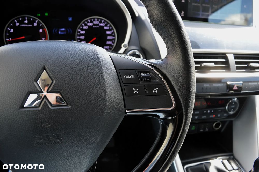 Mitsubishi Eclipse Cross 1.5 T Intense - 26