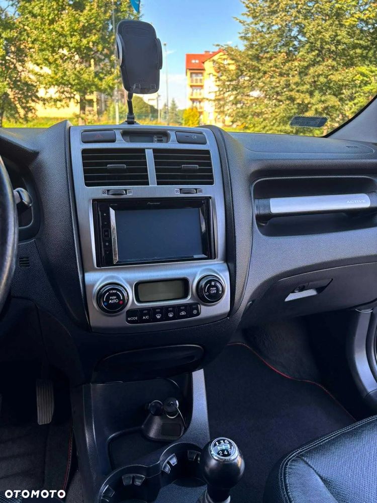 Kia Sportage 2.0 Expedition - 12
