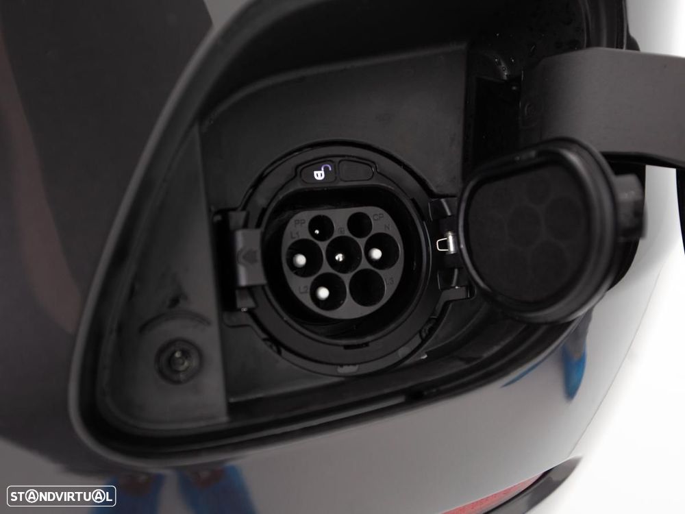 Mercedes-Benz GLC 300 e Coupé 4Matic - 15