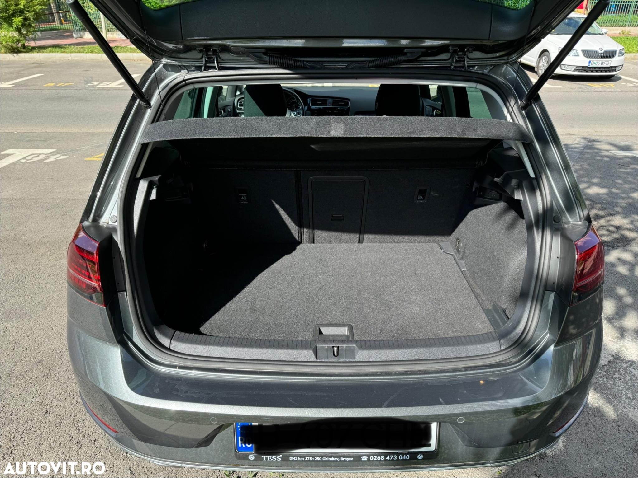 Volkswagen Golf 2.0 TDI DSG Highline - 5