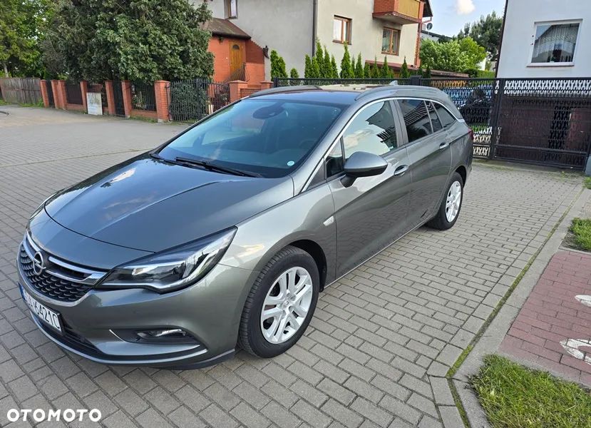 Opel Astra - 1