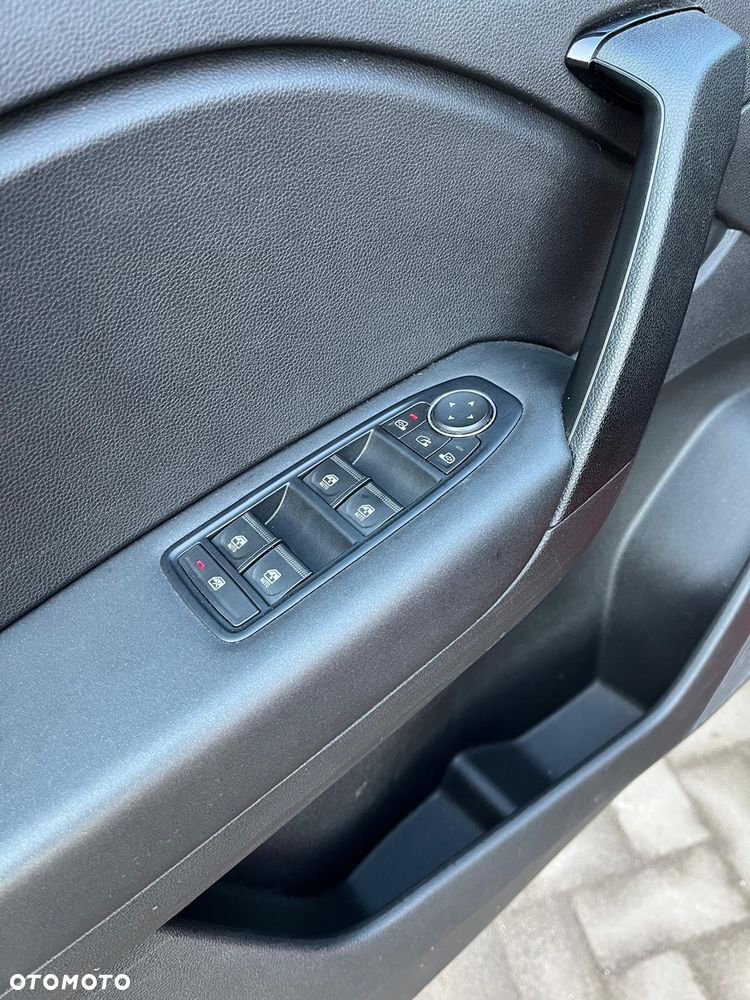 Renault Captur 1.0 TCe Zen - 9