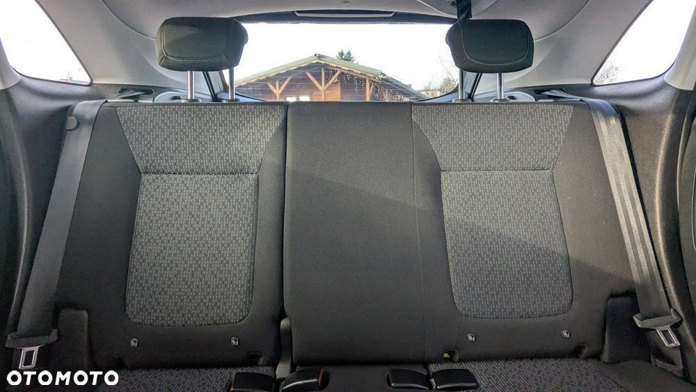 Opel Crossland X - 16