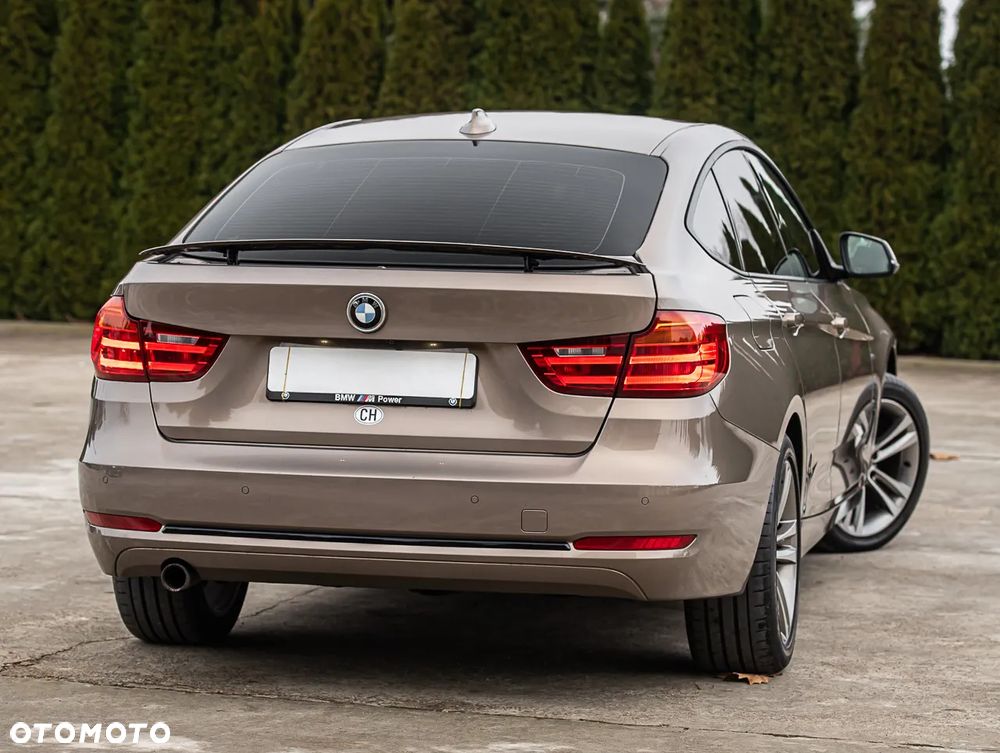 BMW 3GT 320d xDrive Sport Line - 12