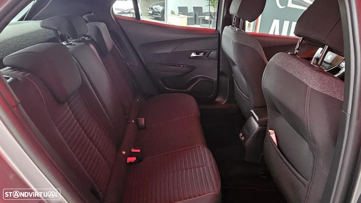 Peugeot 2008 - 9
