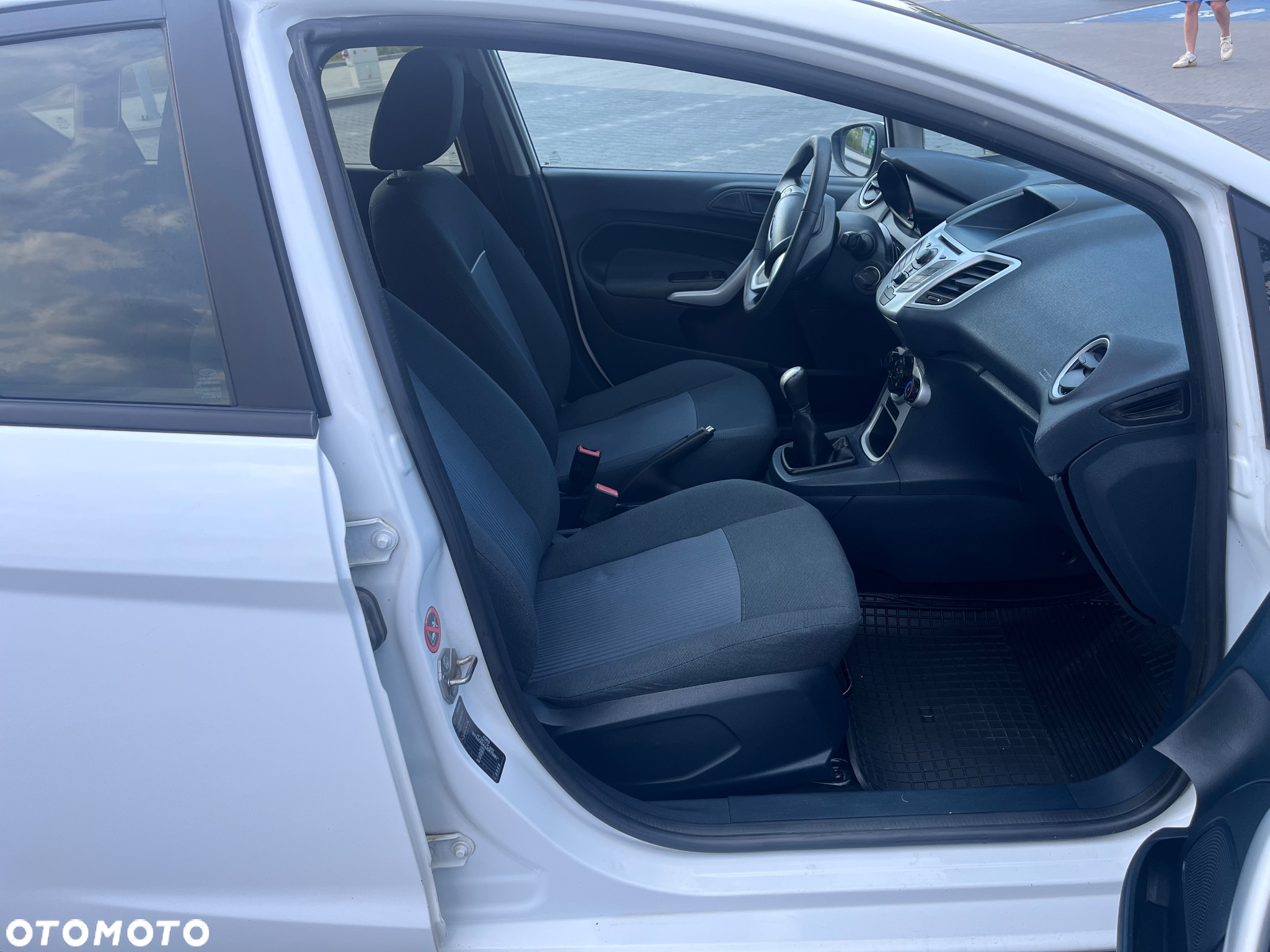 Ford Fiesta - 7