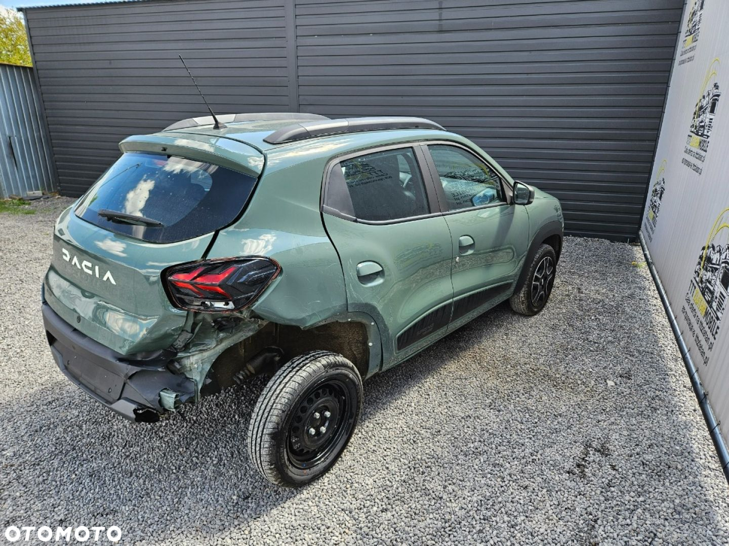 Dacia Spring - 13