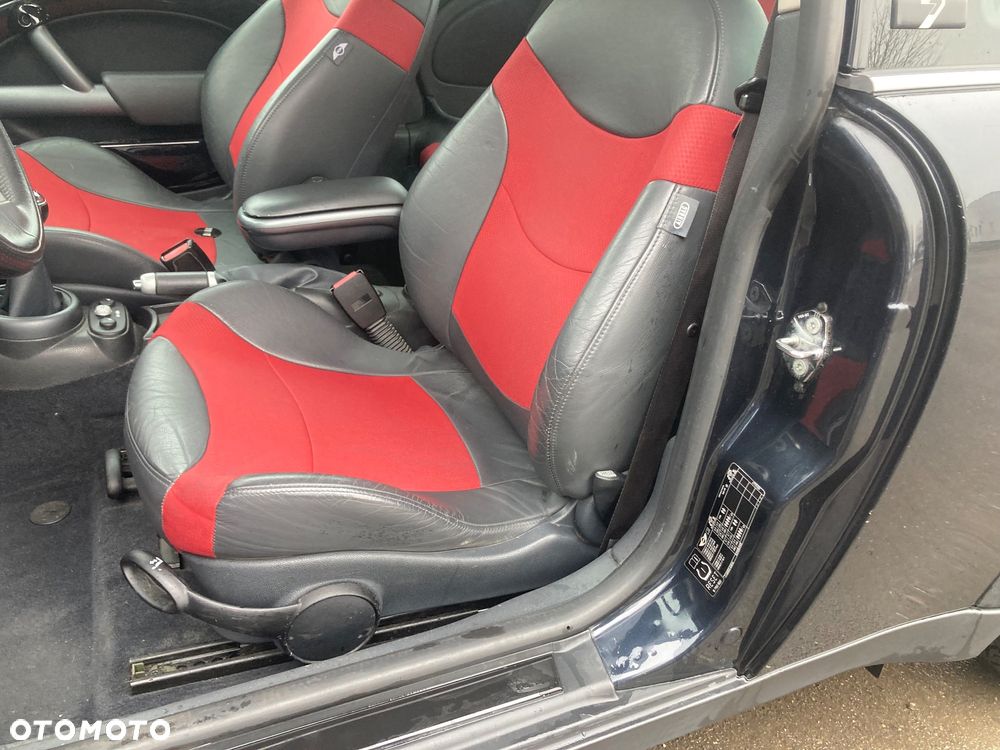 MINI Cooper Seven - 3