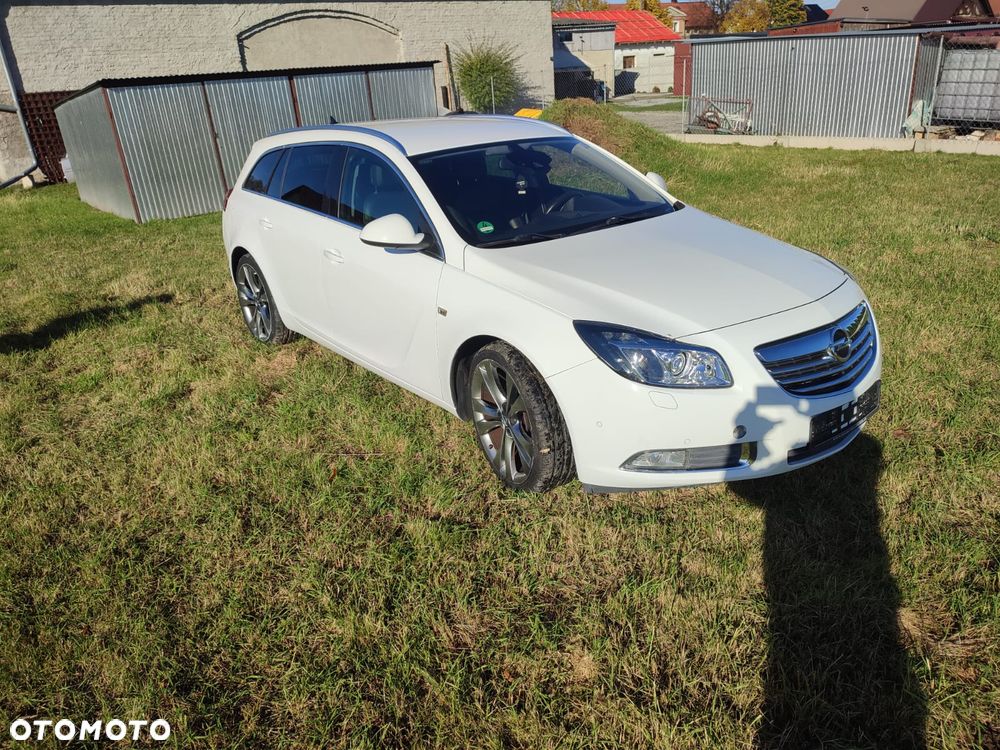 Opel Insignia - 1