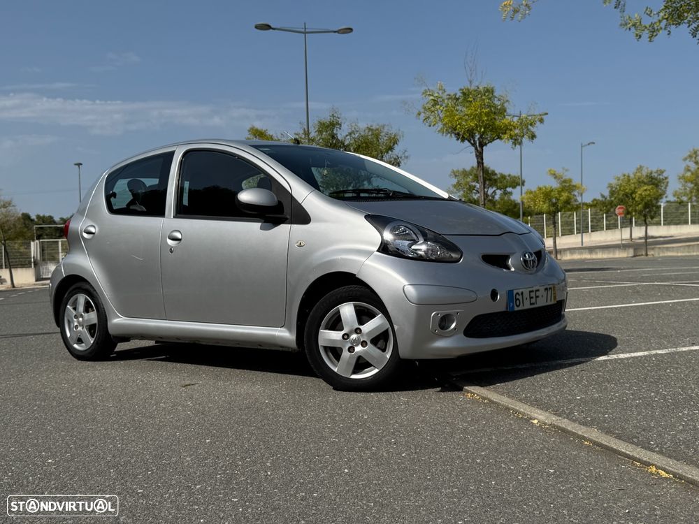 Toyota Aygo 1.0 + AC - 3