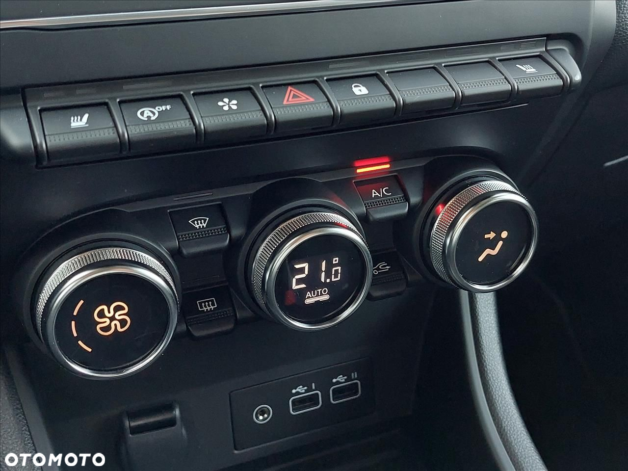 Renault Captur - 17