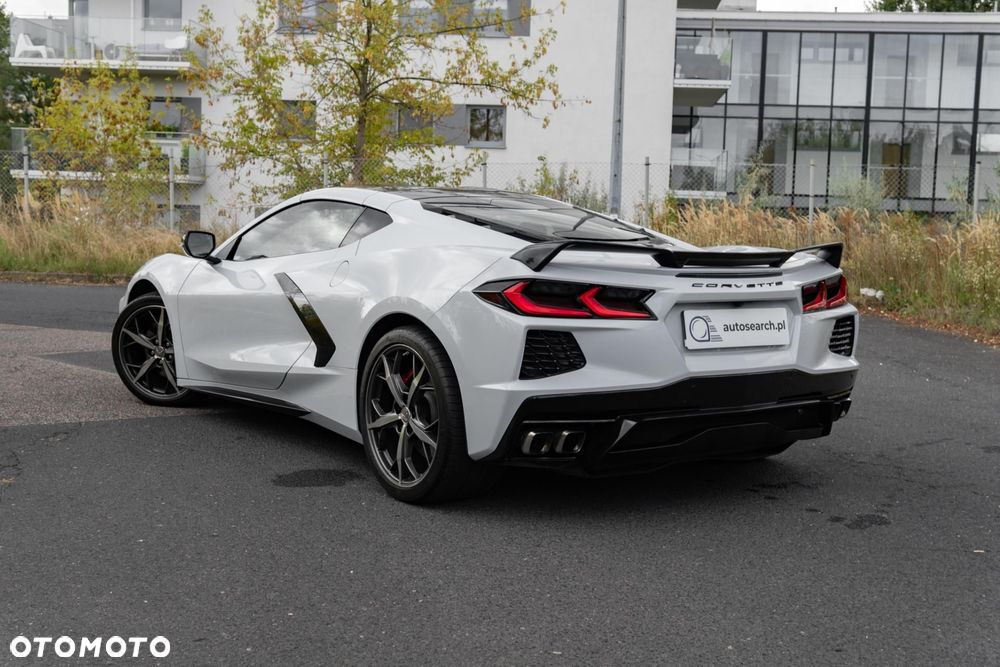 Chevrolet Corvette - 5