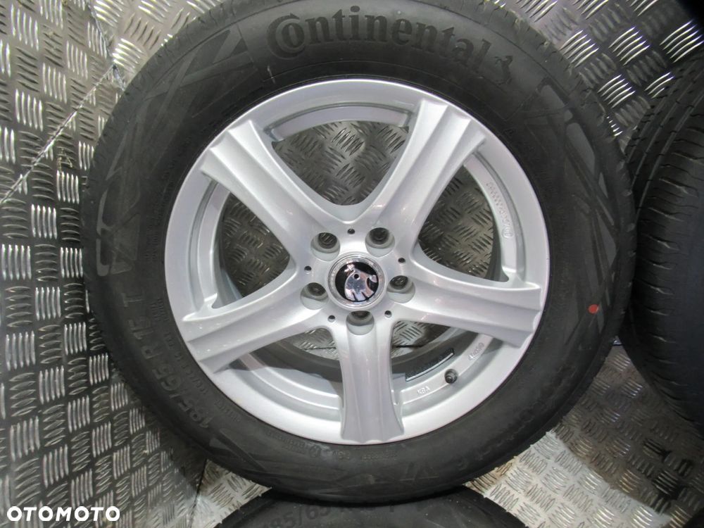 Koła Skoda Fabia Roomster Scala Praktik 6Jx15 et38 5x100 - 4