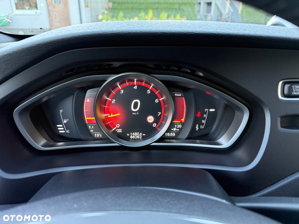 Volvo V40 Cross Country T5 AWD Geartronic Summum - 35