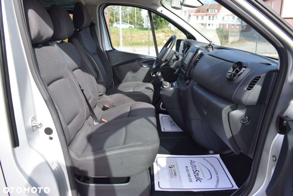 Opel Vivaro - 25