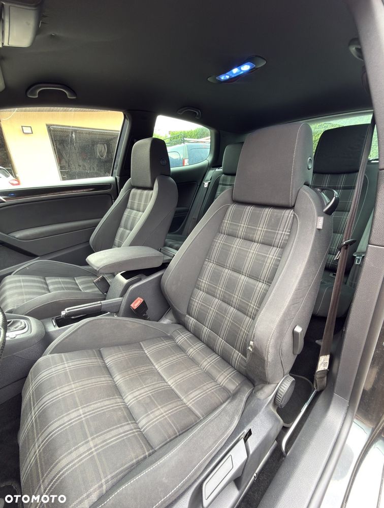 Volkswagen Golf 2.0 TDI GTD DSG - 10
