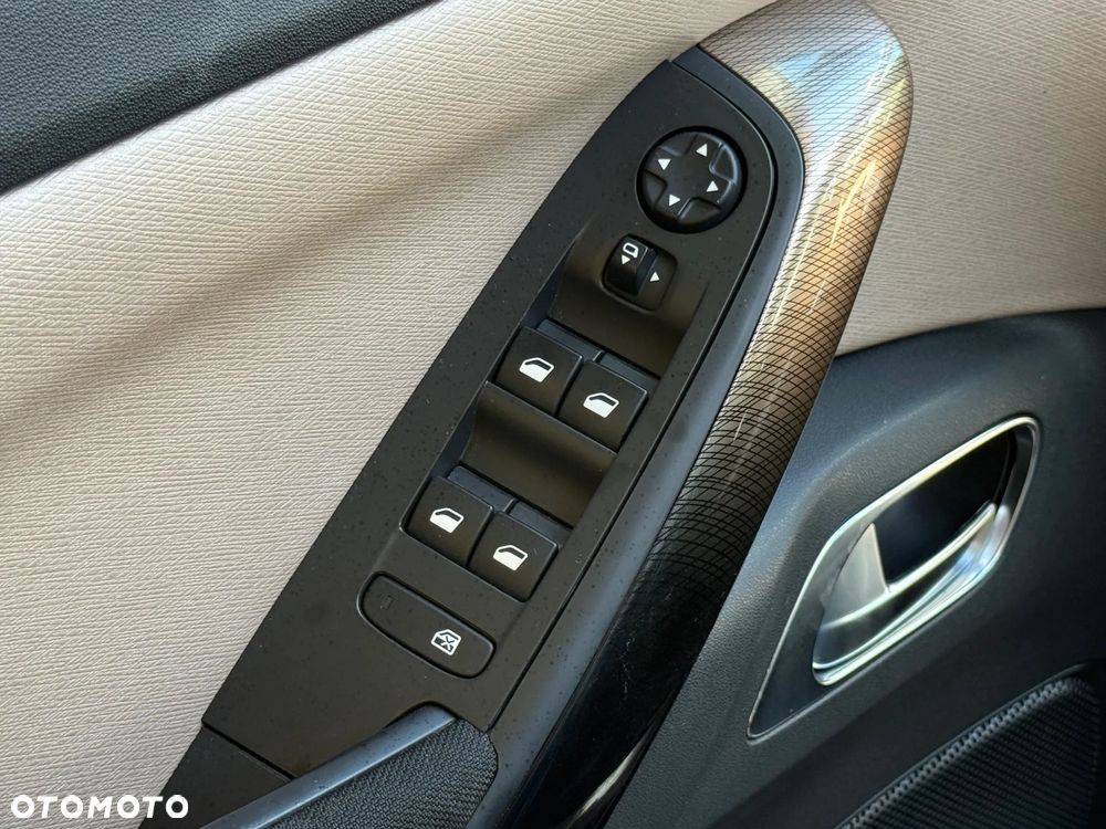 Citroën C4 Picasso 2.0 HDi FAP Exclusive - 22