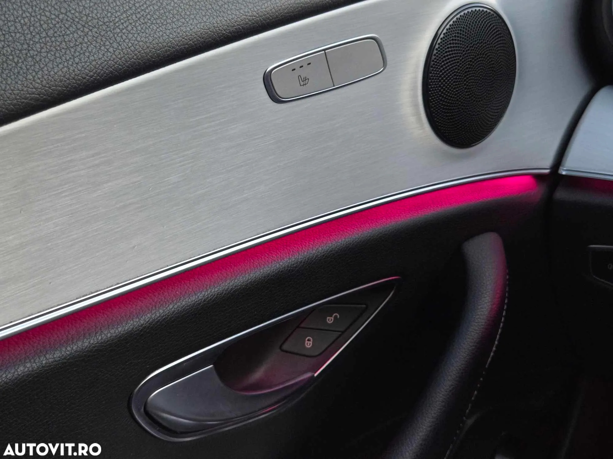 Mercedes-Benz E 220 d T 9G-TRONIC Avantgarde - 30