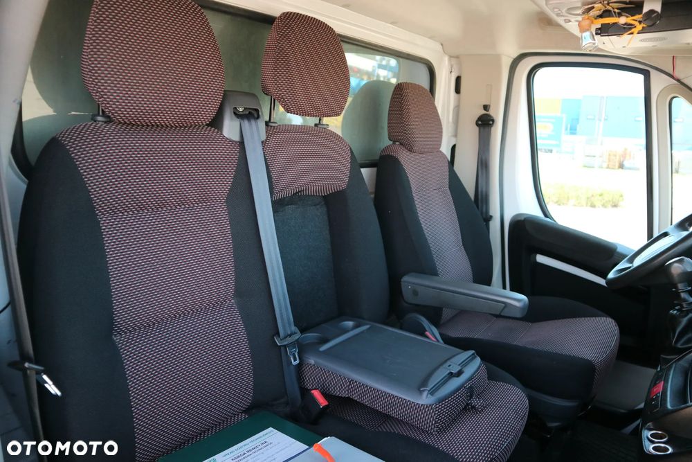 Peugeot BOXER 3,0 177KM,! 8palet + WINDA krajowy!! - 34