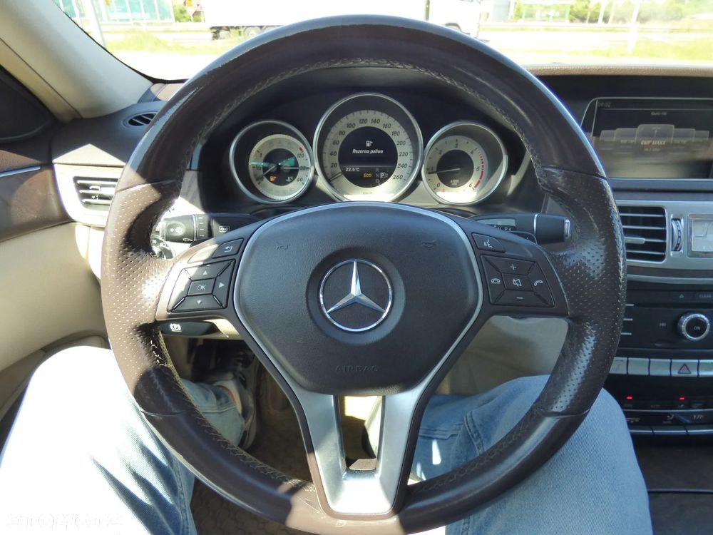 Mercedes-Benz Klasa E 220 BlueTEC 4-Matic Avantgarde - 23