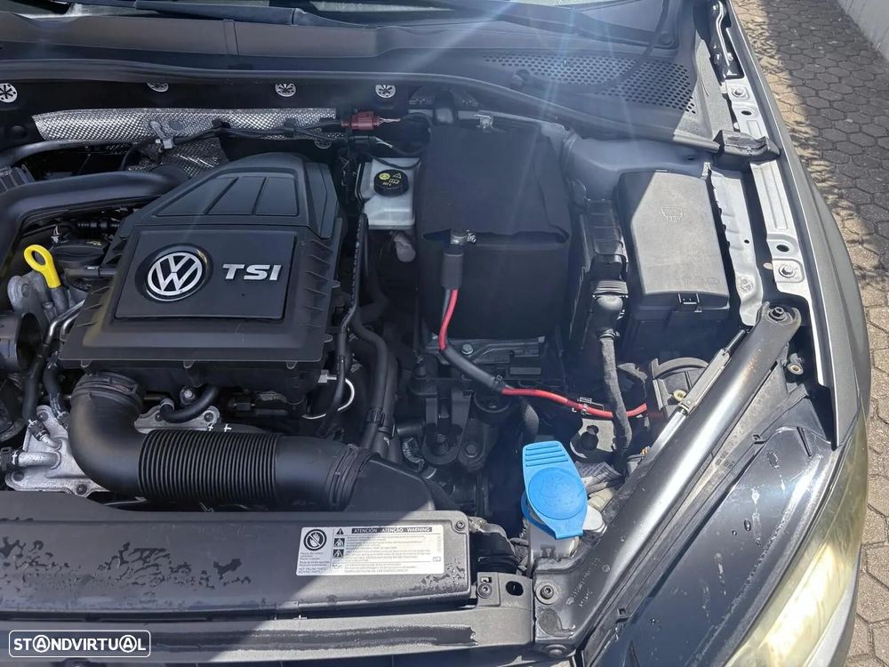 VW Golf 1.0 TSI Trendline - 18