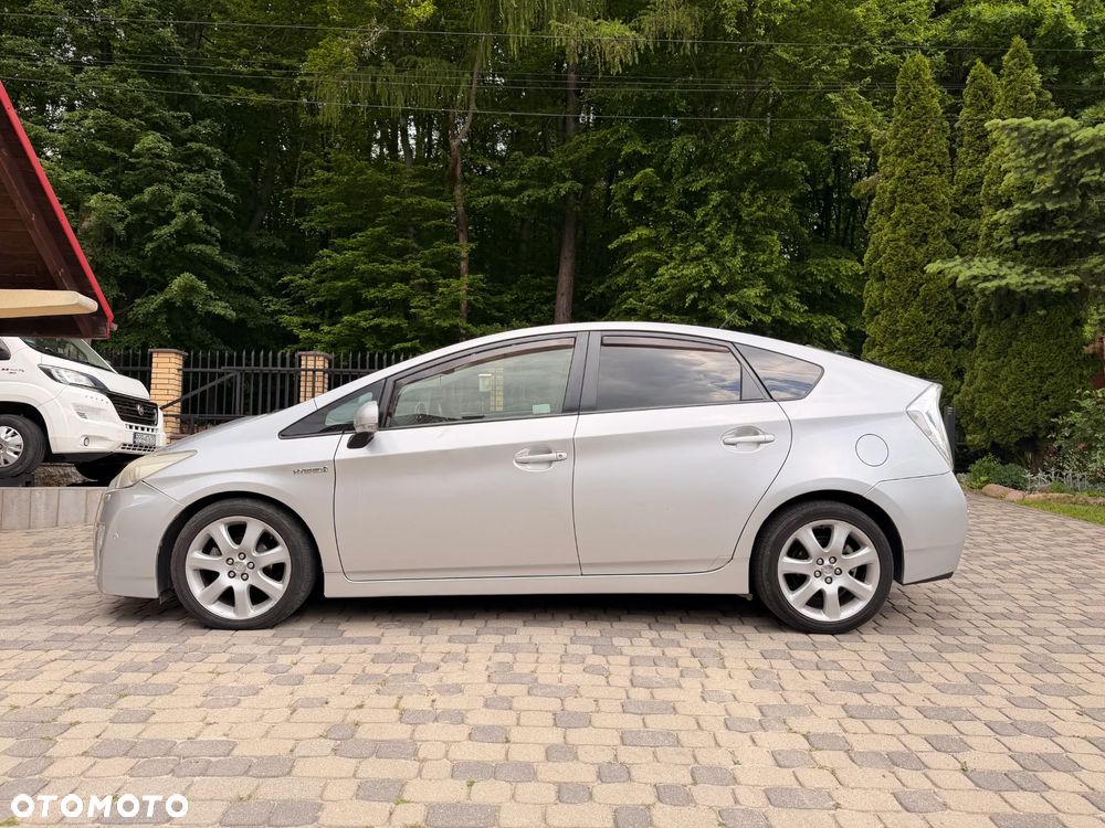 Toyota Prius 1.8 HSD Active - 9