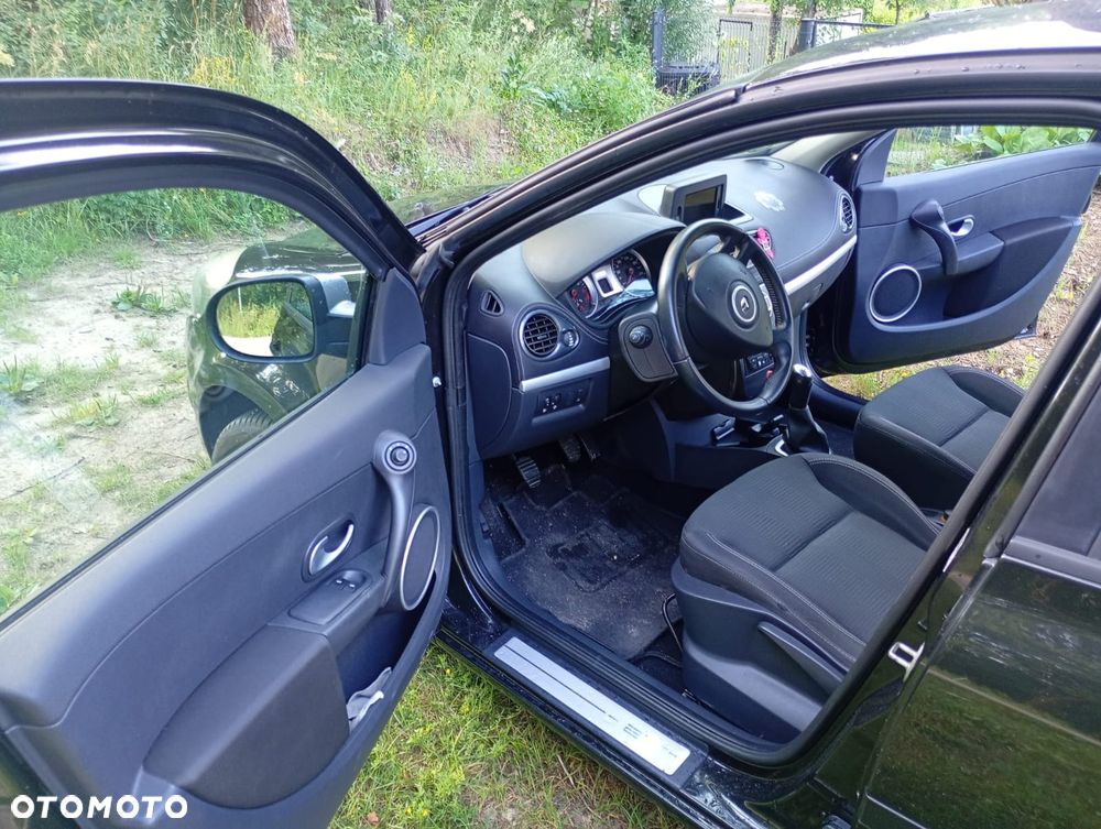 Renault Clio 1.2 16V Dwudziestka - 7