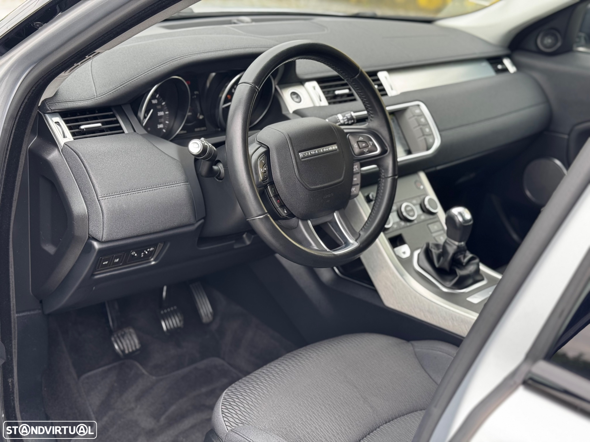 Land Rover Range Rover Evoque 2.0 eD4 SE - 32