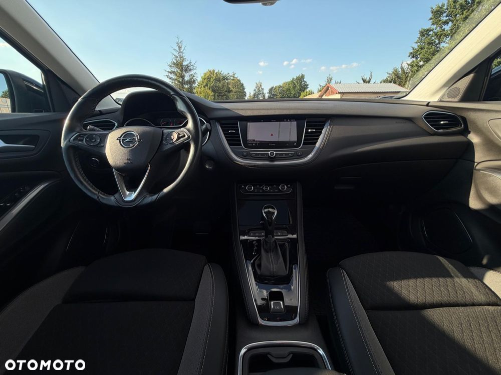 Opel Grandland X 2.0 D Start/Stop Automatik Design Line - 32