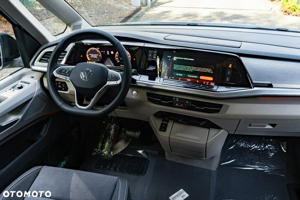 Volkswagen Multivan - 19
