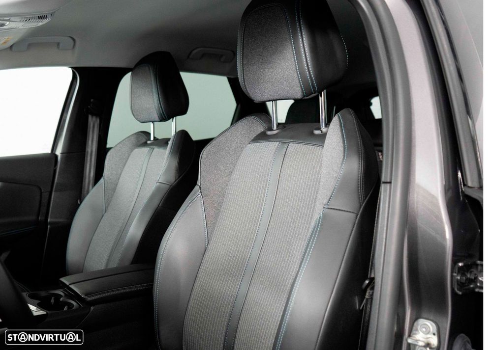 Peugeot 3008 1.6 Hybrid Allure Pack e-EAT8 - 8