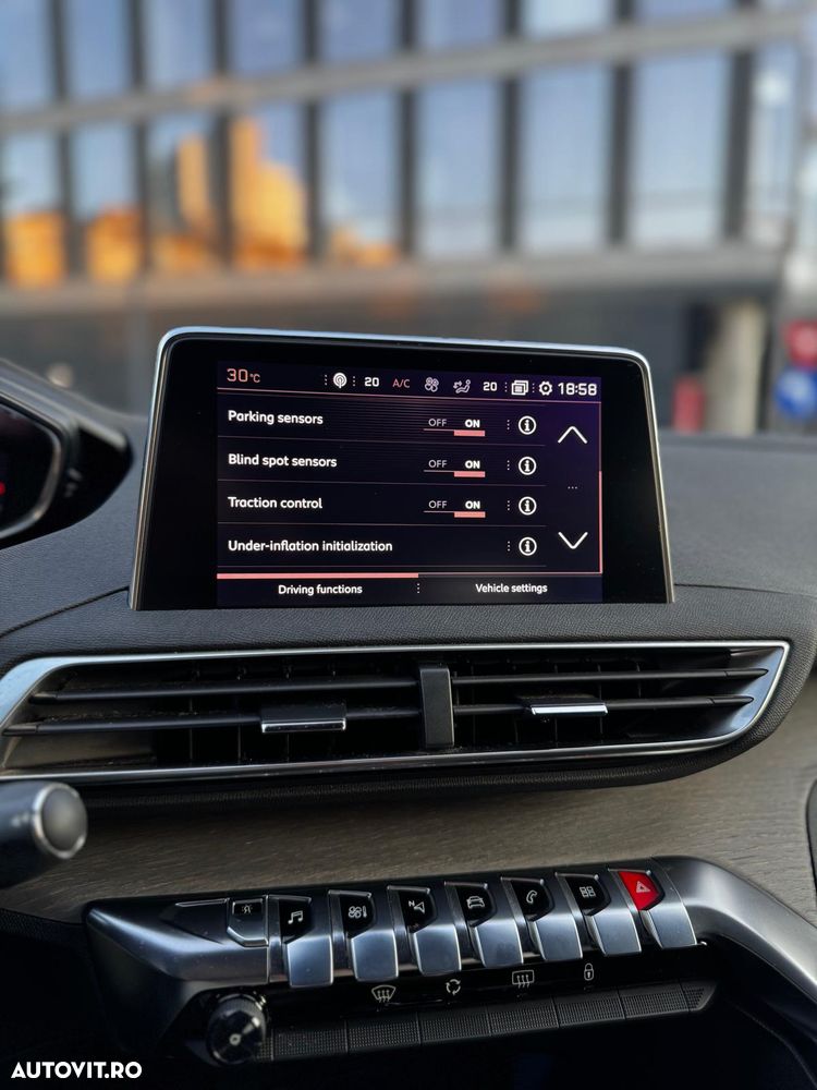 Peugeot 3008 BlueHDi 180 Stop & Start EAT6 GT - 12