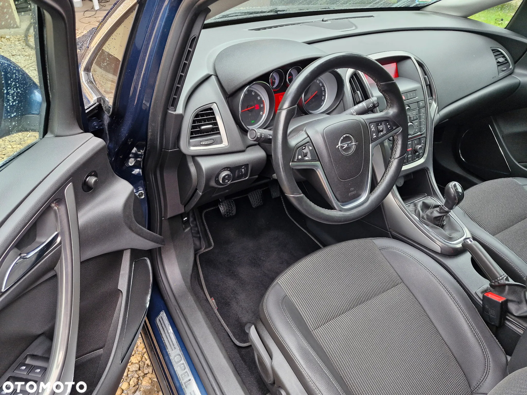 Opel Astra 1.4 Turbo Color Edition - 19