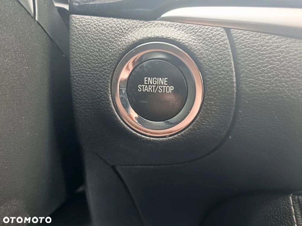 Opel Astra 1.4 Turbo Ultimate - 33