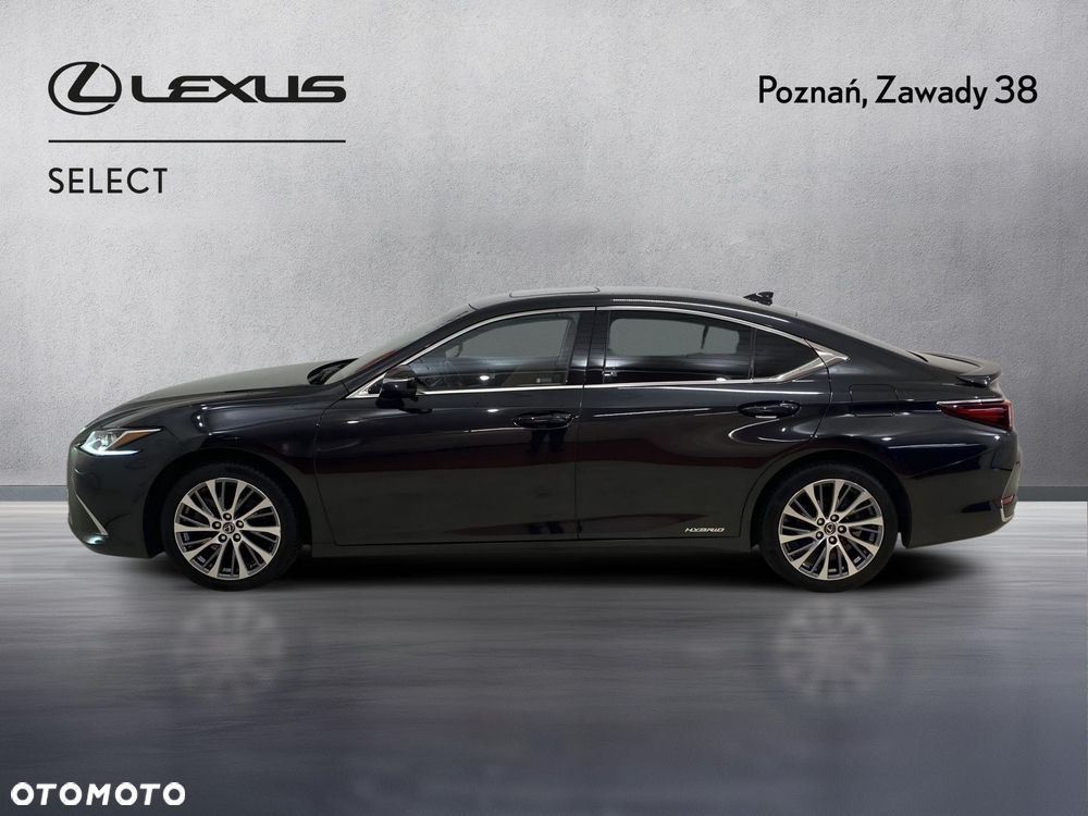 Lexus ES - 7