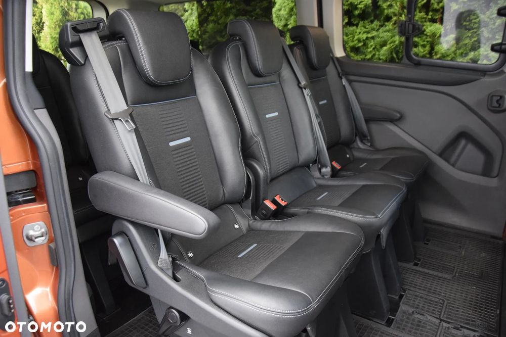 Ford Tourneo Custom 2.0 EcoBlue L2 Titanium X SelectShift - 26