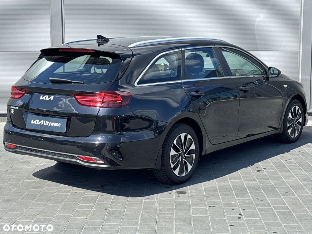 Kia Ceed 1.5 T-GDI M DCT - 9