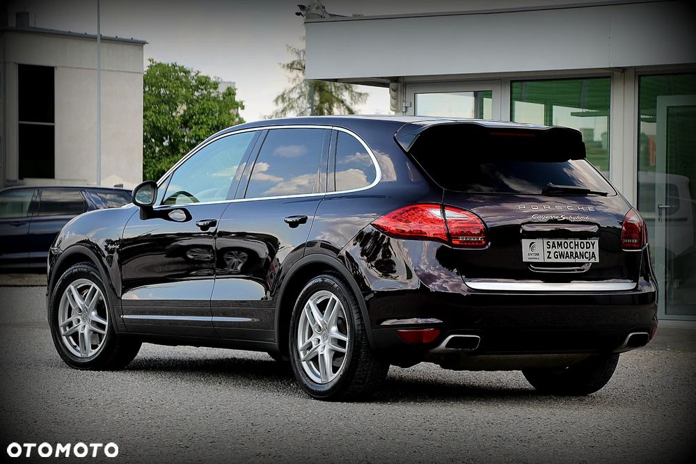 Porsche Cayenne - 3