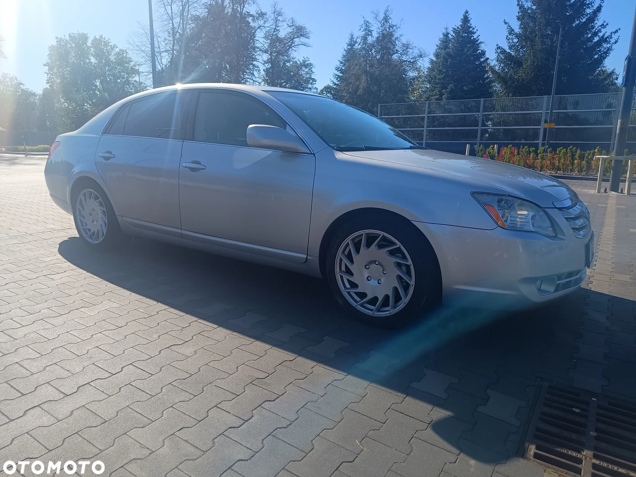 Toyota Avalon - 5