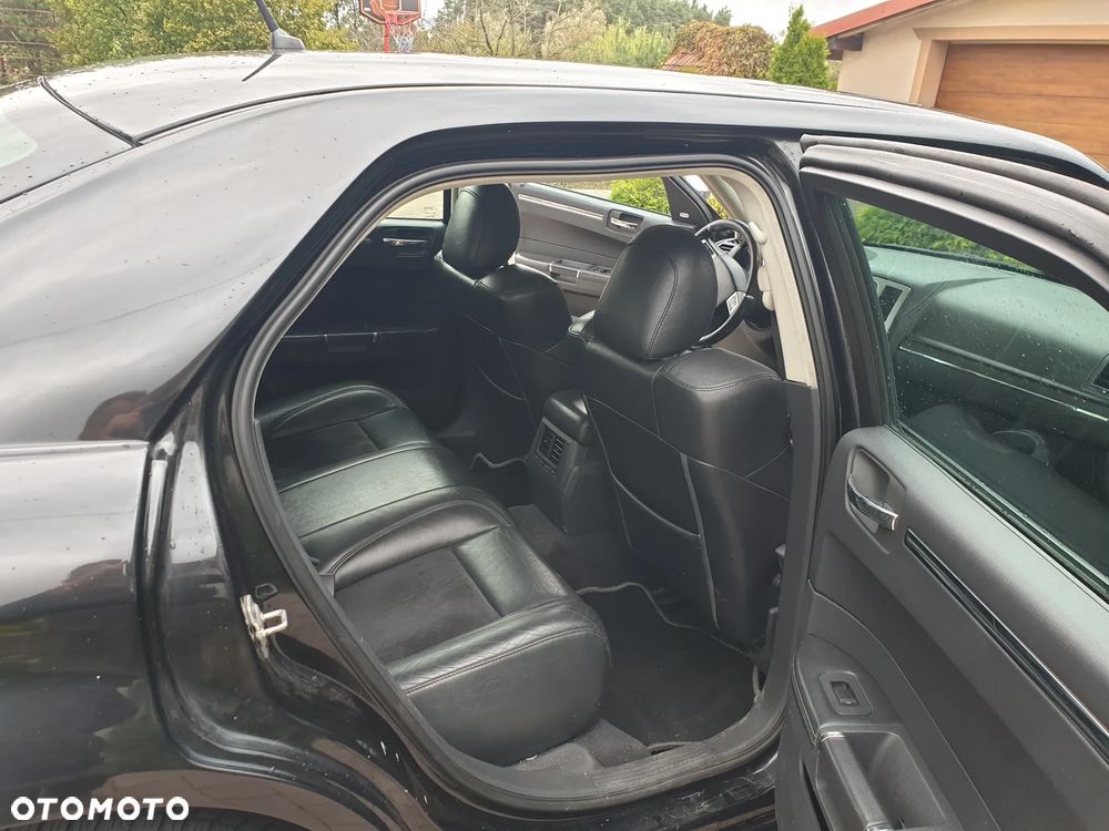Chrysler 300C 3.0 V6 CRD - 3