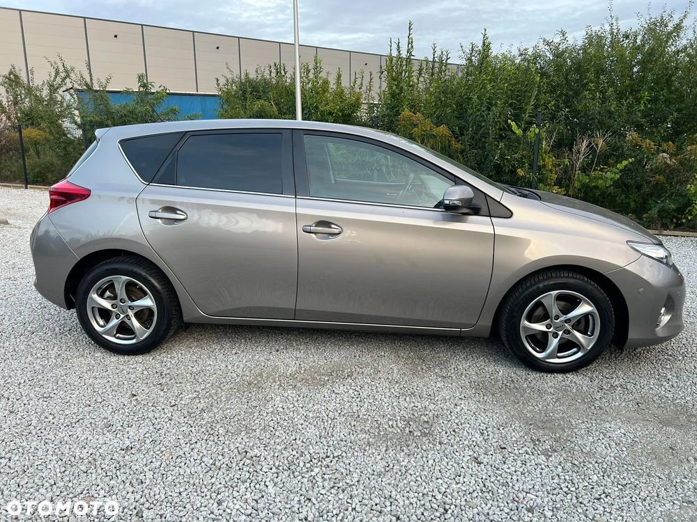 Toyota Auris 1.6 Active - 13